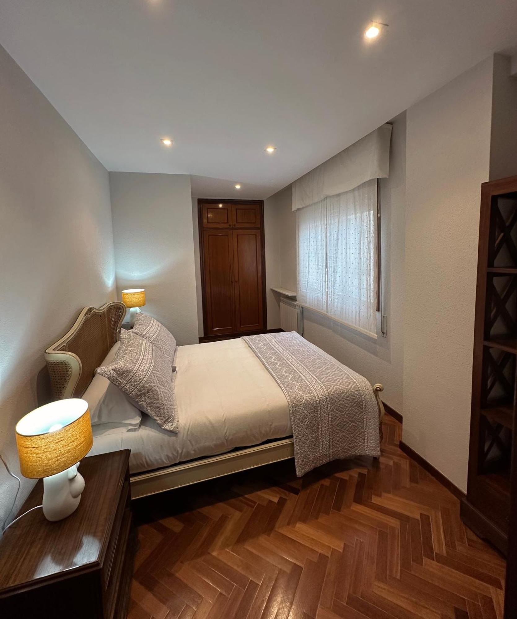Apartamento Villaluz Monforte De Lemos Ngoại thất bức ảnh